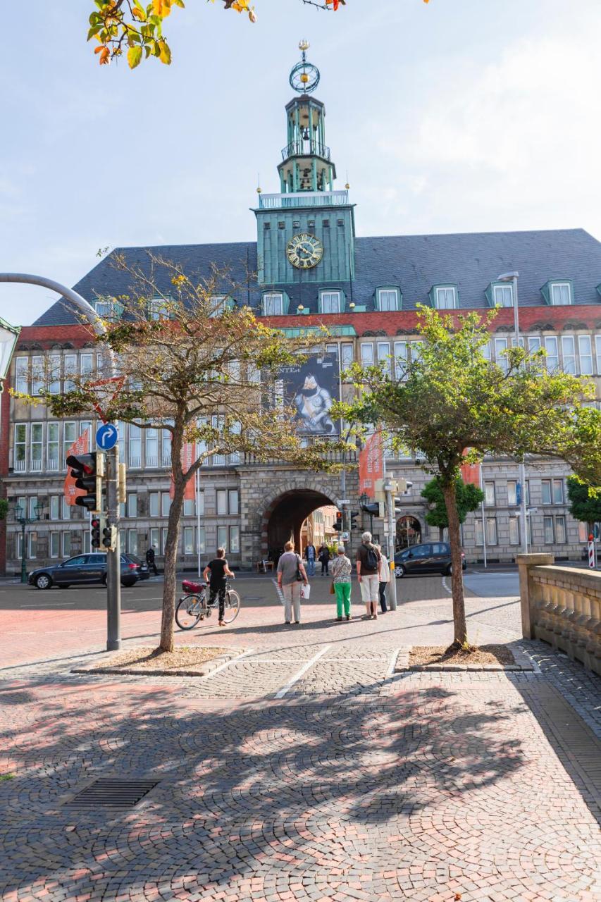 Hotel Dh -Deutsches Haus- Emden Exterior photo